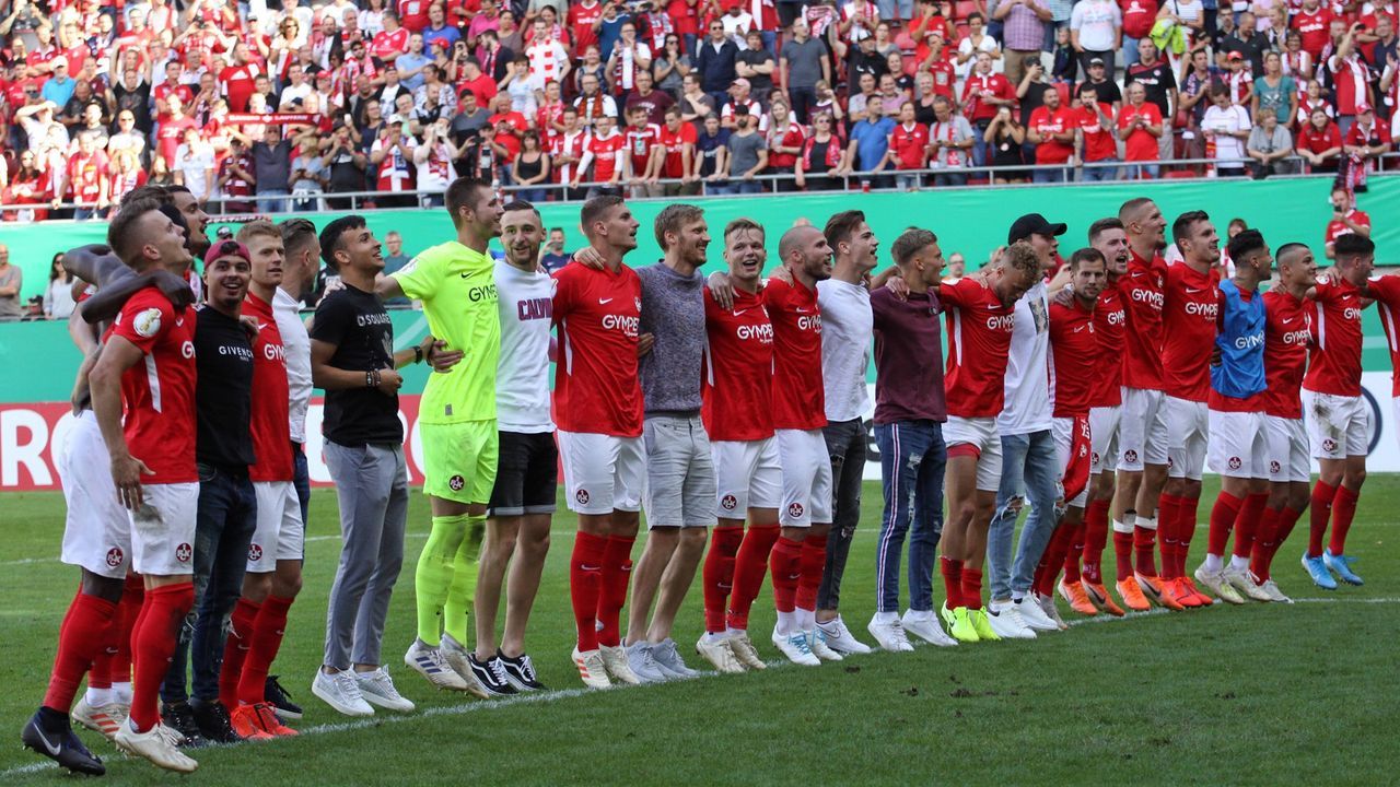 Kaiserslautern wächst in Pokalspielen über sich hinaus - Bildquelle: imago images / Jan Huebner