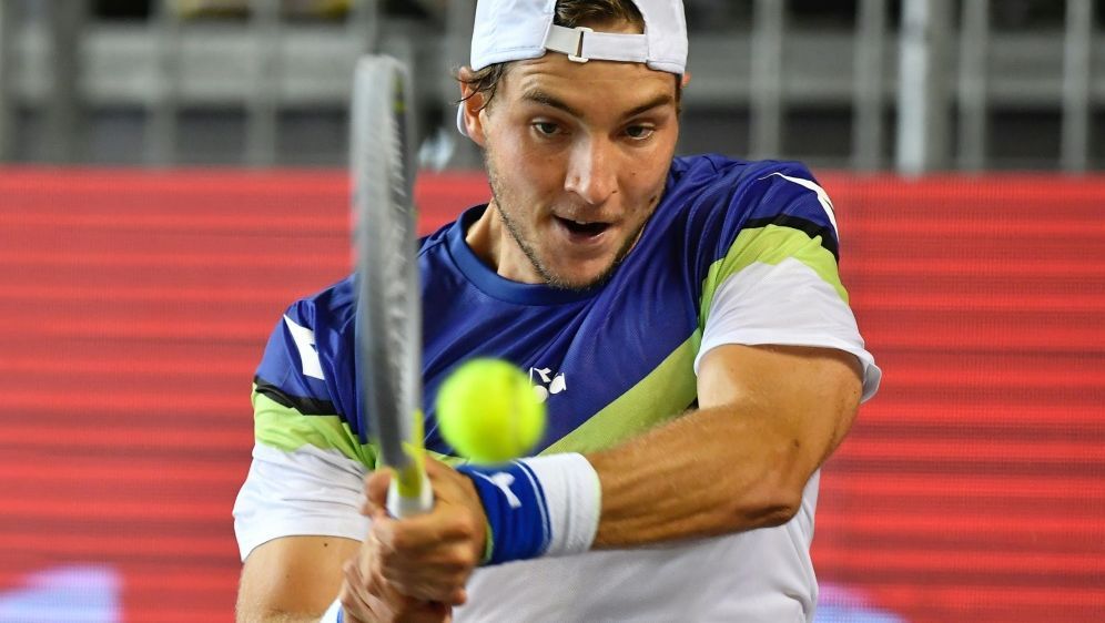 French Open Struff Als Dritter Deutscher Profi In Der Zweiten Runde Von Paris Tennis