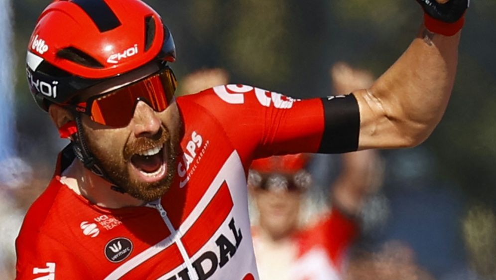 Sieger der achten Giro-Etappe: Thomas De Gendt - Bildquelle: AFP/SID/LUCA BETTINI