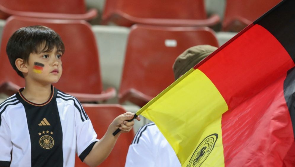 Mehrheit der deutschen Fans rechnet mit Vorrunden-Aus - Bildquelle: AFP/SID/HAITHAM AL-SHUKAIRI