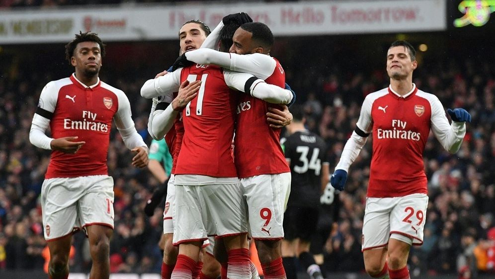 Arsenal Schiesst Sich Aus Der Krise Chelsea Mit Blitzstart