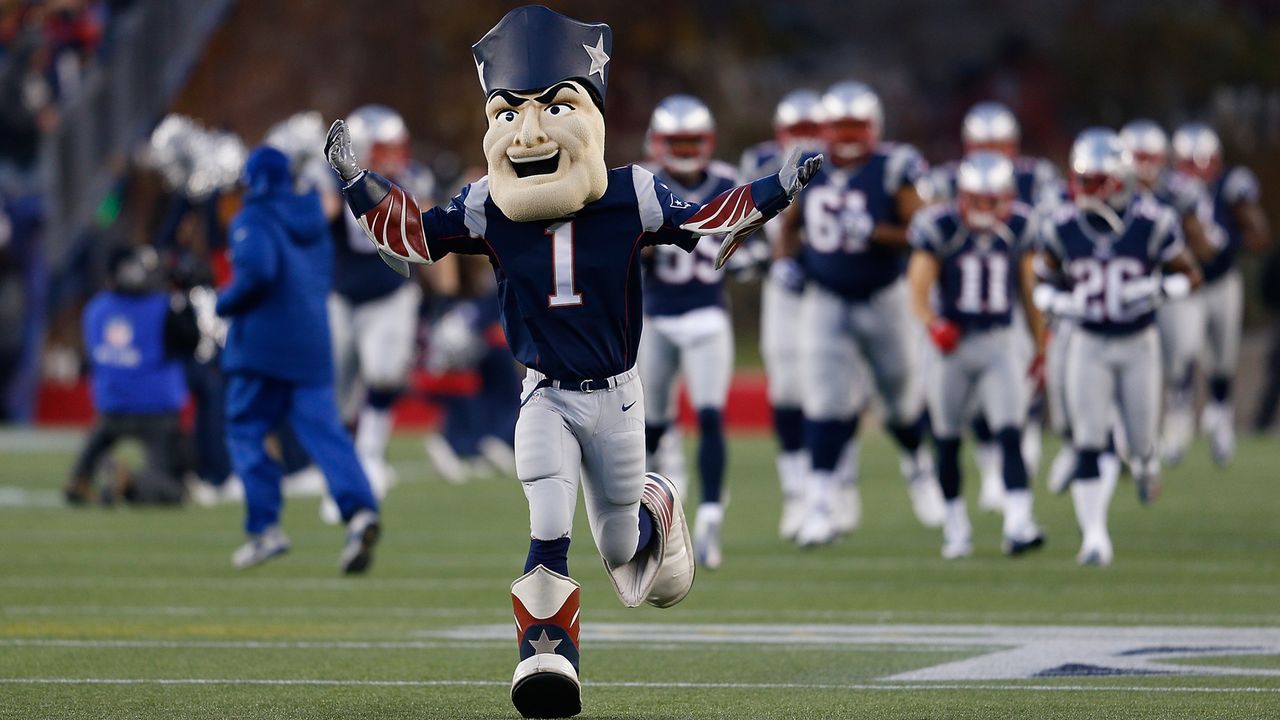 New England Patriots: Pat Patriot - Bildquelle: 2012 Getty Images