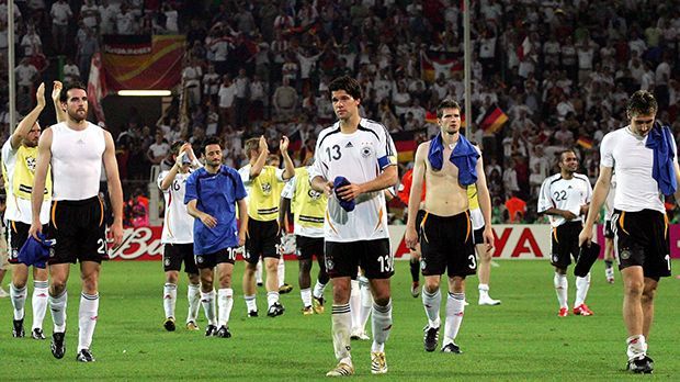 Emotionen pur: Die schlimmsten Momente im Fußball