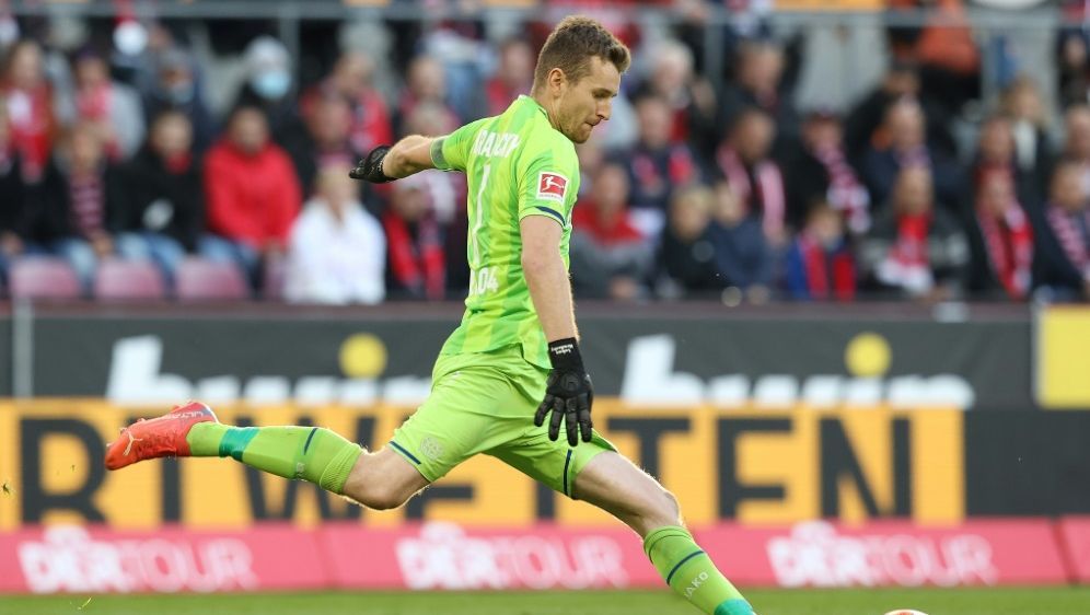 Bayer Leverkusen verzichtet auf Stammspieler Hradecky - Bildquelle: FIRO/FIRO/SID/