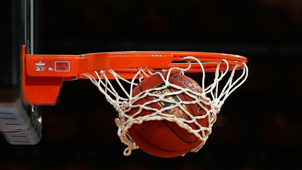 Basketball Euroleague Alba Gewinnt Krimi Bei Roter Stern Belgrad Ran
