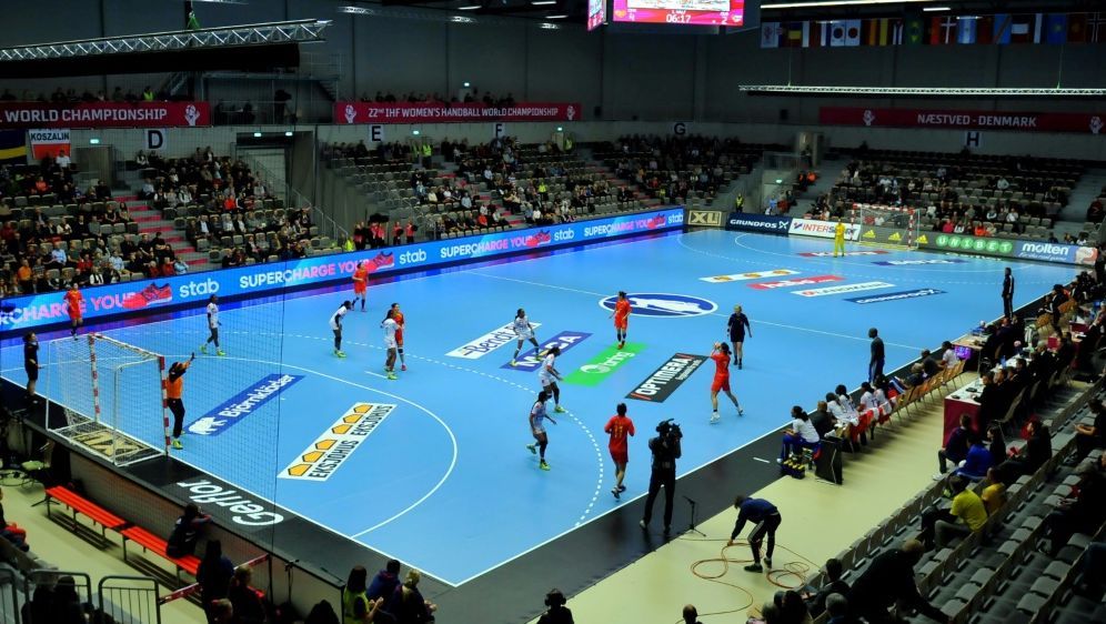 Corona Handball Bundesligen Der Frauen Abgebrochen