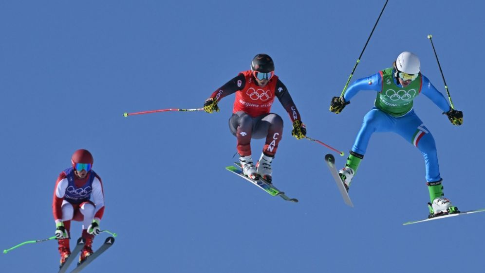 Noch sollen die Weltcups in Russland stattfinden - Bildquelle: AFP/SID/BEN STANSALL
