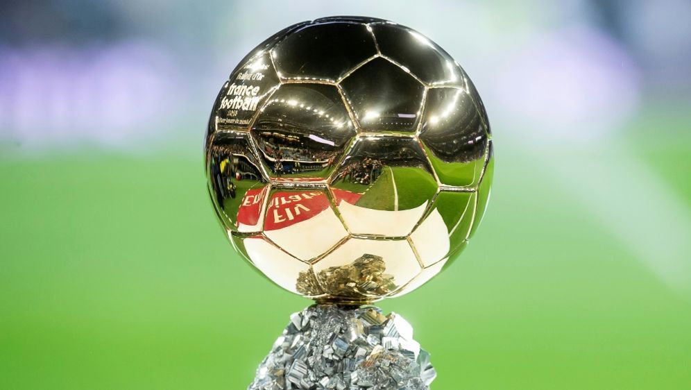 Gewinnt Lewandowski in diesem Jahr den Ballon d'Or? - Bildquelle: FIRO/FIRO/SID/