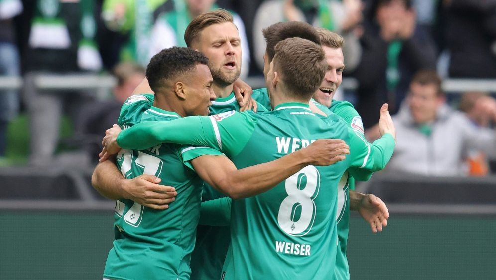 Fans rechnen mit Werder Bremen als zweitem Aufsteiger - Bildquelle: FIRO/FIRO/SID/