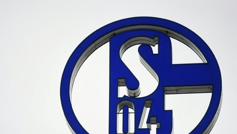 Grab von Schalke-Ikone Libuda umgebettet - Bildquelle: AFP/SID/INA FASSBENDER