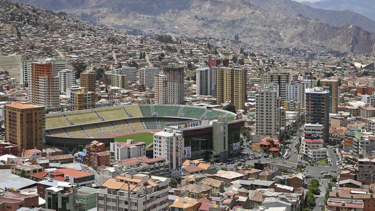 Estadio Hernando Siles (Bolivien) - Bildquelle: imago stock&amp;people
