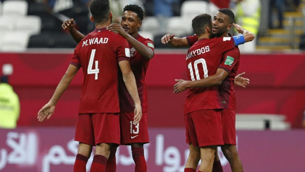 WM-Gastgeber Katar schlägt Bahrain mit 1:0 - Bildquelle: AFP/SID/KHALED DESOUKI