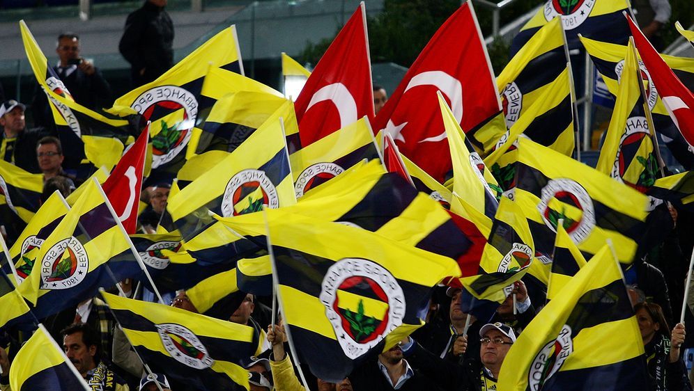 Verschworungsvorwurfe Hohe Haftstrafen In Affare Um Fenerbahce