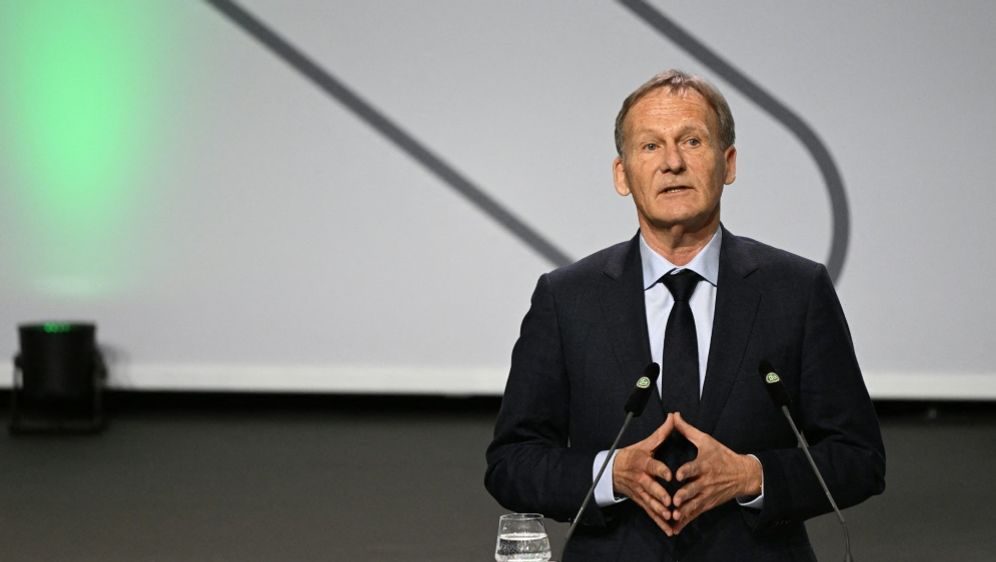 Watzke freut sich auf das Spitzenspiel - Bildquelle: AFP/SID/INA FASSBENDER