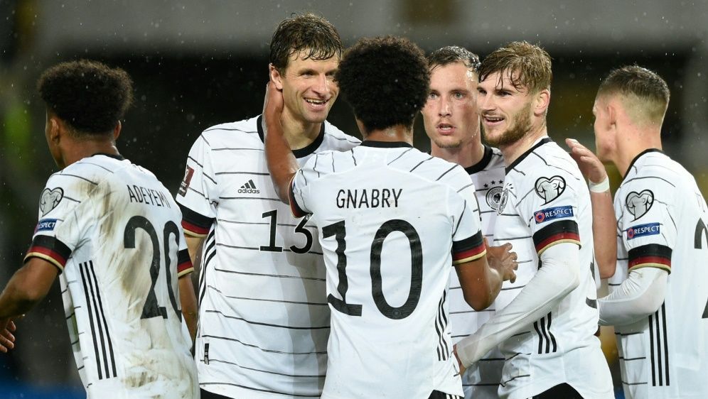 Das DFB-Team startet in Italien - Bildquelle: AFP/SID/NIKOLAY DOYCHINOV