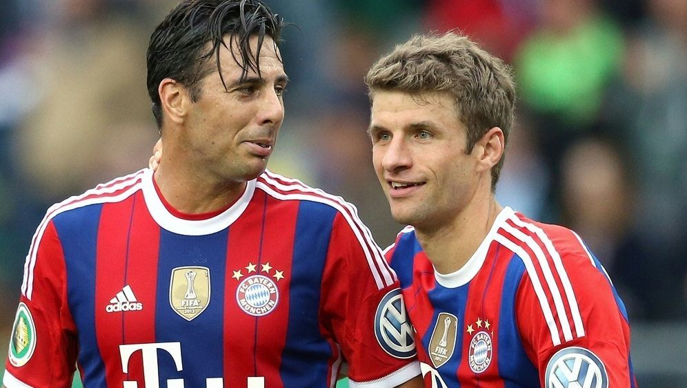 Pizarro Und Muller Hoffen Auf Pferd Don Jupp