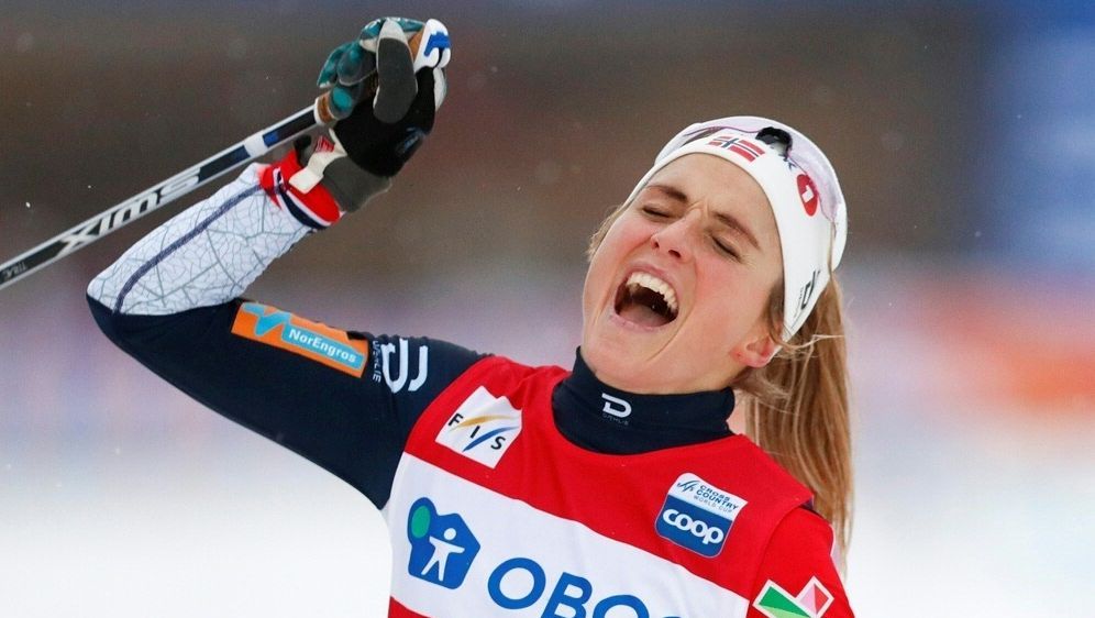 Langlauf Skilanglauf Johaug Dominiert Weiter Hennig Starke Neunte Ran