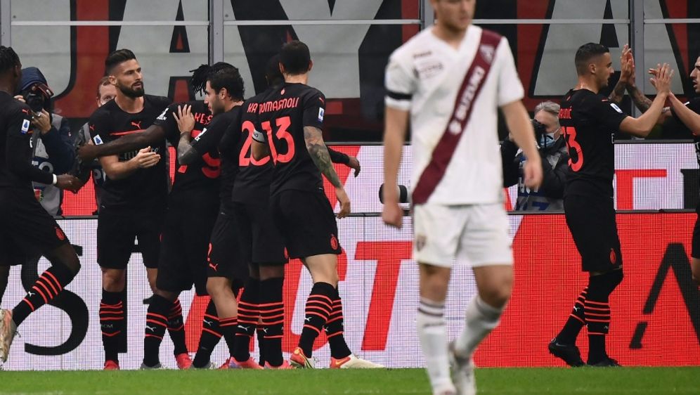 Pin Von Cristina Ibrahimovic Auf Ac Milan 2020 2021