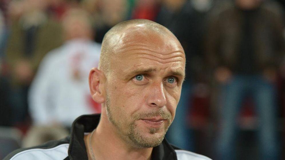 Bundesliga Stanislawski Fuhlt Sich Weiter Als Fussball Trainer Ran
