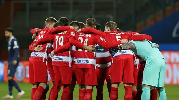 Zweite Liga - Nach Schnee-Chaos: Paderborn-Heidenheim ...