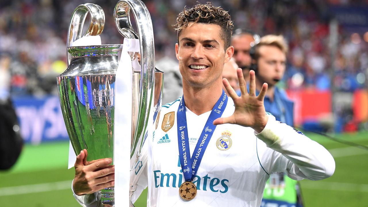 Geldkonig Cristiano Ronaldo Wie Viel Cr7 Schon Verdient Hat