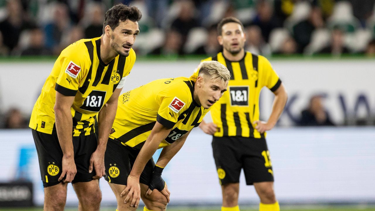 Flop: Die Abwehr Borussia Dortmunds - Bildquelle: IMAGO/Kirchner-Media