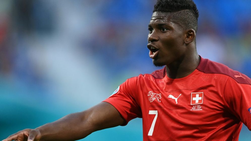 Bundesliga Embolo Fehlt Gladbach Bis Auf Weiteres Ran