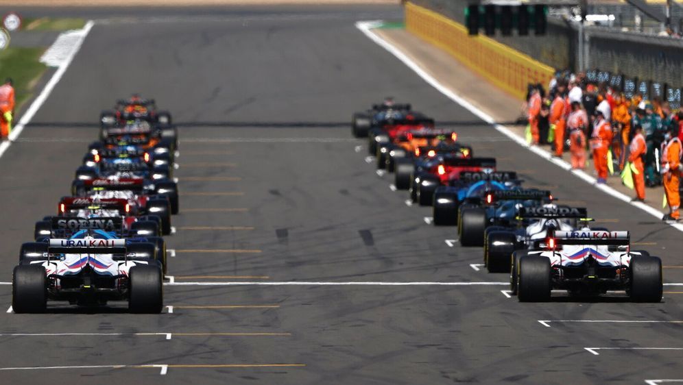 In Silverstone testete die Formel 1 erstmals das Sprint-Format - Bildquelle: Motorsport Images