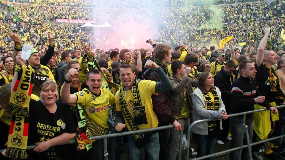 Bvb Public Viewing Beim Pokal Finale In Berlin