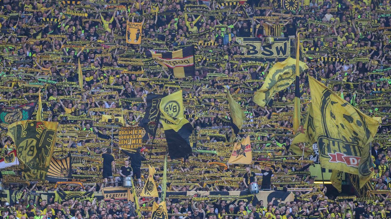 Platz 1: Borussia Dortmund - Bildquelle: IMAGO/osnapix