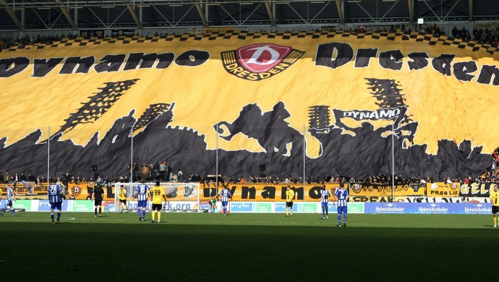 Dresden: Aufstieg wird nur im Stadion gefeiert