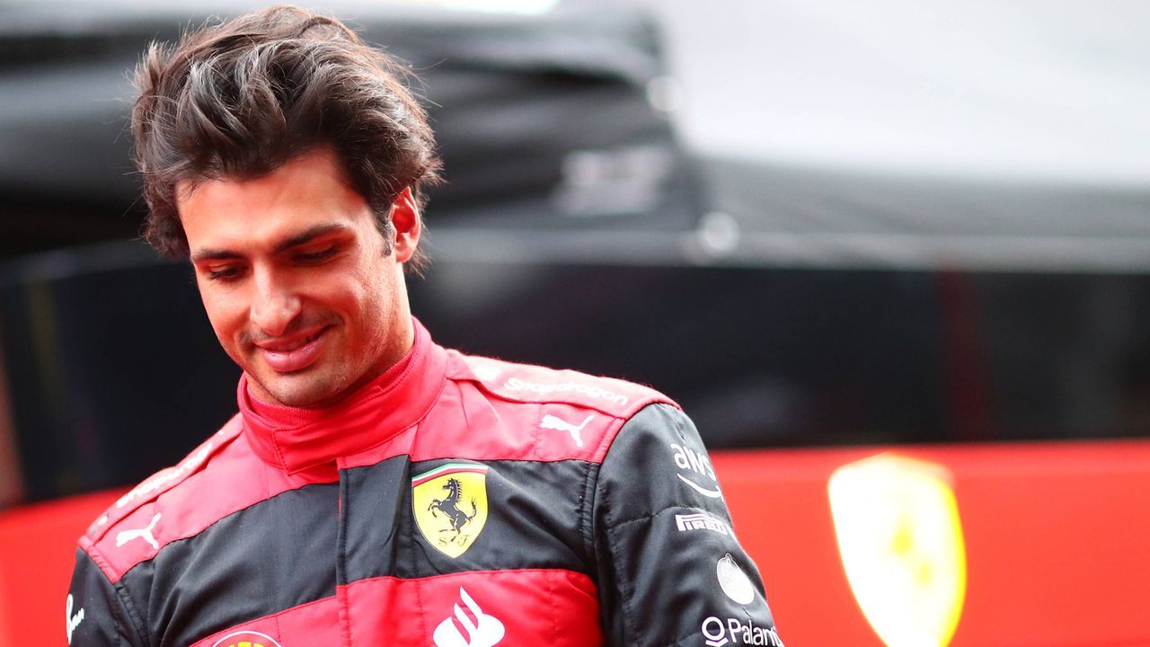 Platz 7: Carlos Sainz (Ferrari) - Bildquelle: imago images/Marco Canoniero