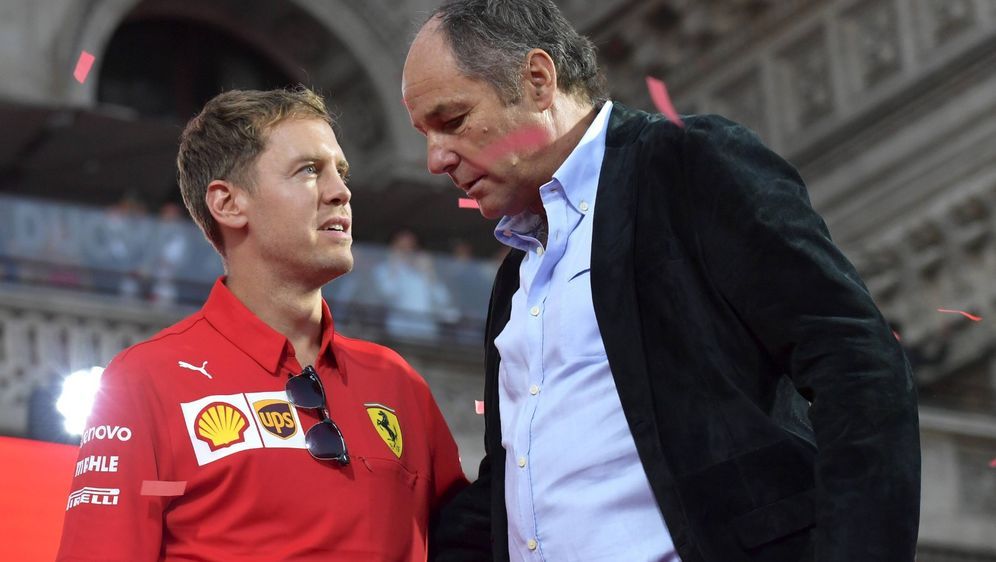Im Gespräch: Ferrari-Pilot Sebastian Vettel (links) mit DTM-Boss und Ex-Ferr... - Bildquelle: Imago