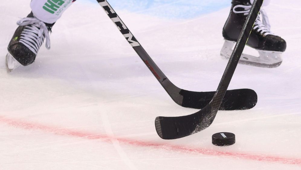 Eishockey Ingolstadt Gewinnt Im Penaltyschiessen Dampfer Fur Deg Ran