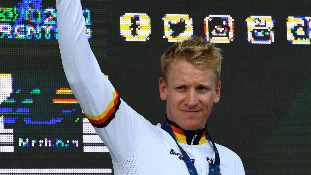 Ackermann will im Straßenrennen eine Medaille gewinnen - Bildquelle: AFP/SID/DAMIEN MEYER