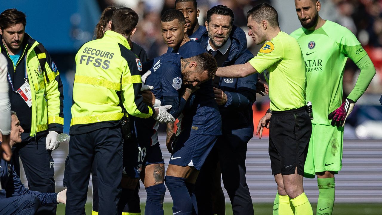 "Neymars Fluch": Netz wittert Intrige hinter Zeitpunkt für Verletzung - Bildquelle: Imago