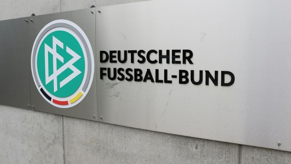 Geschäftsführung der DFB GmbH & Co. KG vollständig - Bildquelle: FIRO/FIRO/SID/