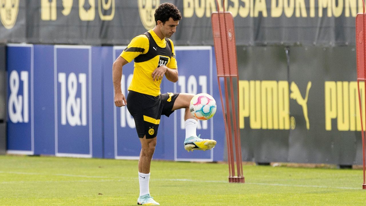 Mateu Morey (Borussia Dortmund) - Bildquelle: IMAGO/Kirchner-Media