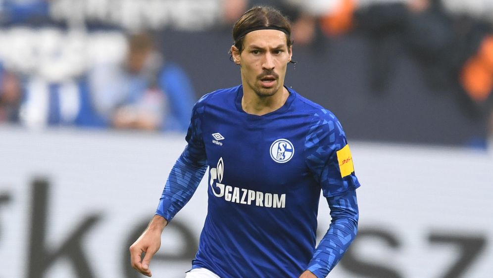 Schalke 04 Langere Zeit Ohne Benjamin Stambouli