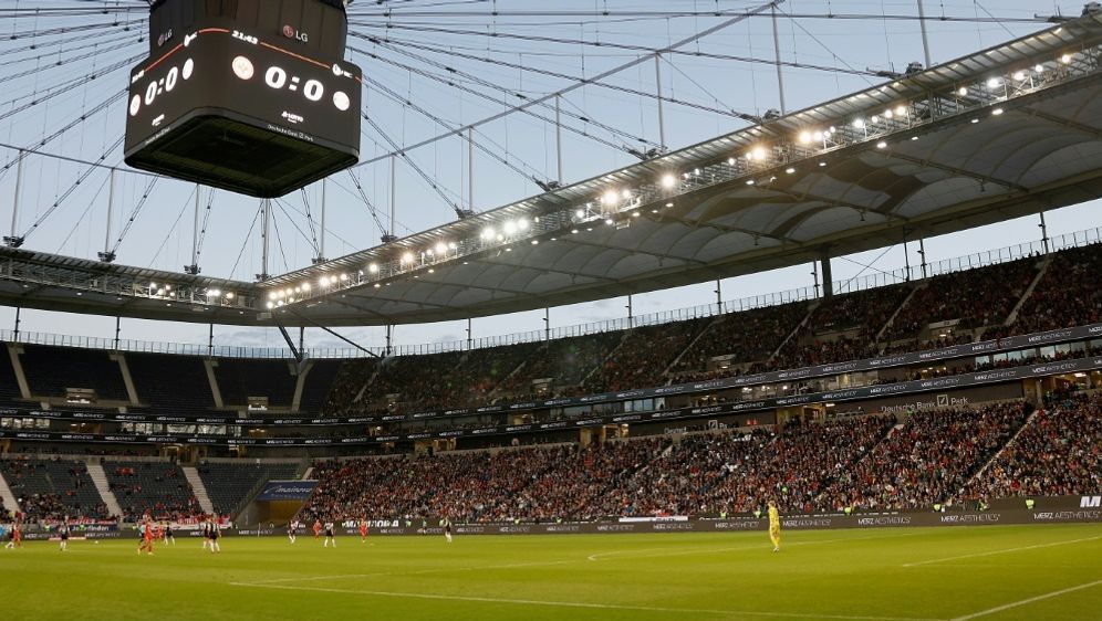 23.200 Fans besuchten das Eröffnungsspiel in Frankfurt - Bildquelle: FIRO/FIRO/SID/