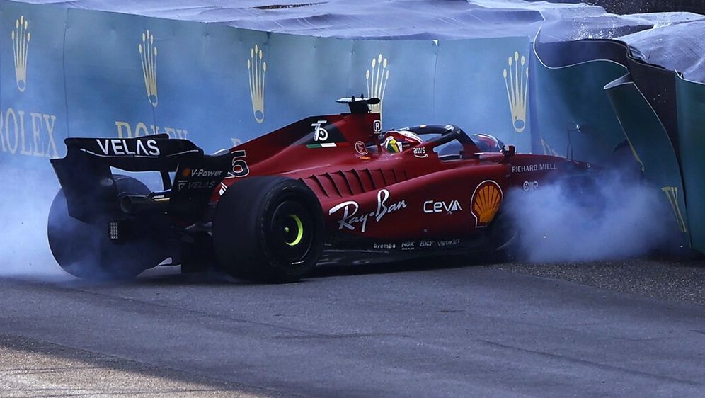 Nicht nur Unfälle waren dafür verantwortlich, dass Ferrari zurückgefallen is... - Bildquelle: Motorsport Images