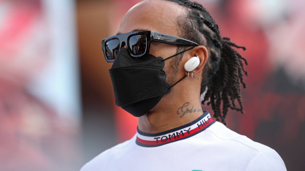 Formel 1: Titelkampf-Blues? Darum hört Lewis Hamilton auf - Bildquelle: imago images/Action Plus