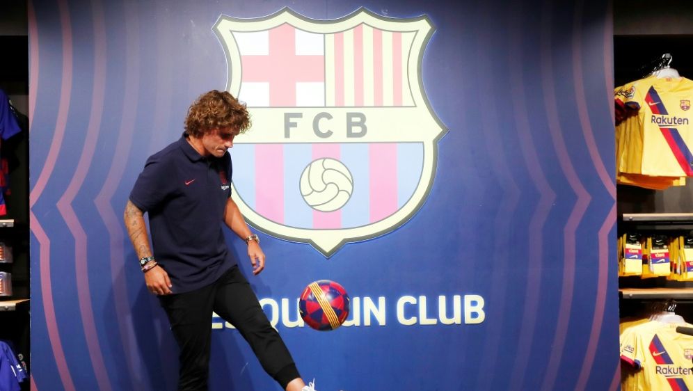 Vertragsunterschrift Und Prasentation Griezmann Beim Fc Barcelona