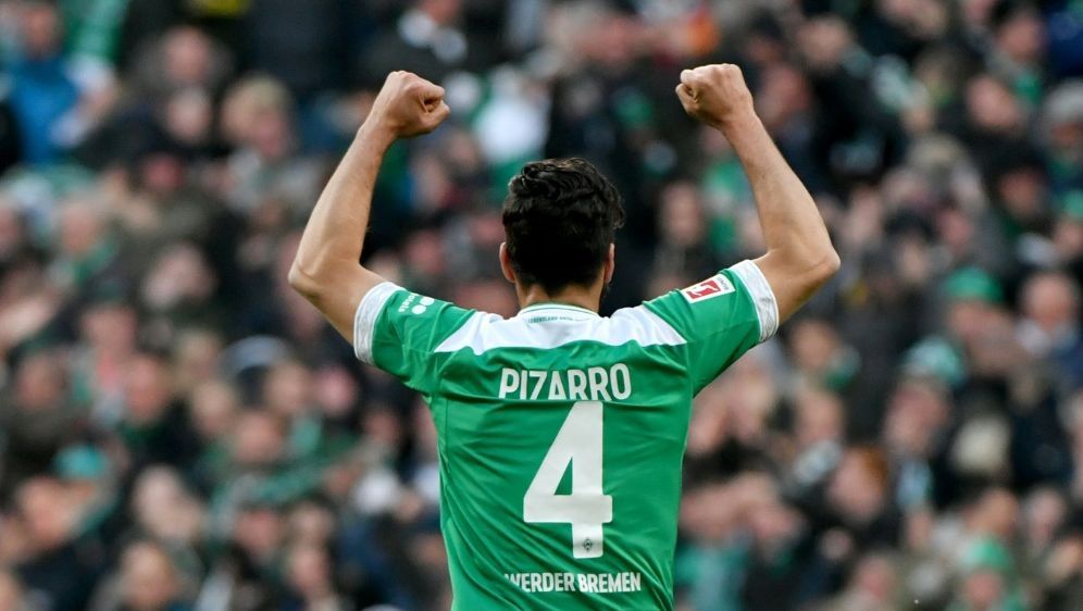Pizarro ist der älteste Bundesliga-Torschütze - Bildquelle: AFPSIDPATRIK STOLLARZ