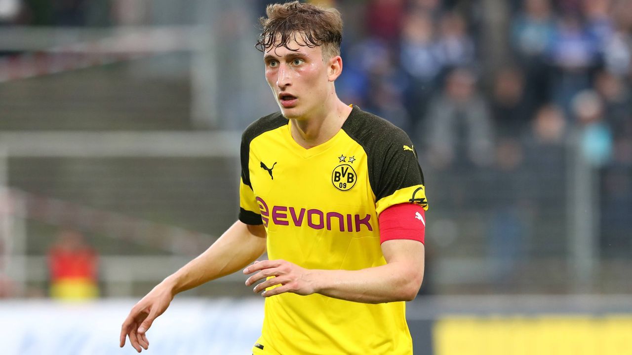 Borussia Dortmund Das Sind Die Gehalter Der Bvb Spieler 2019 2020