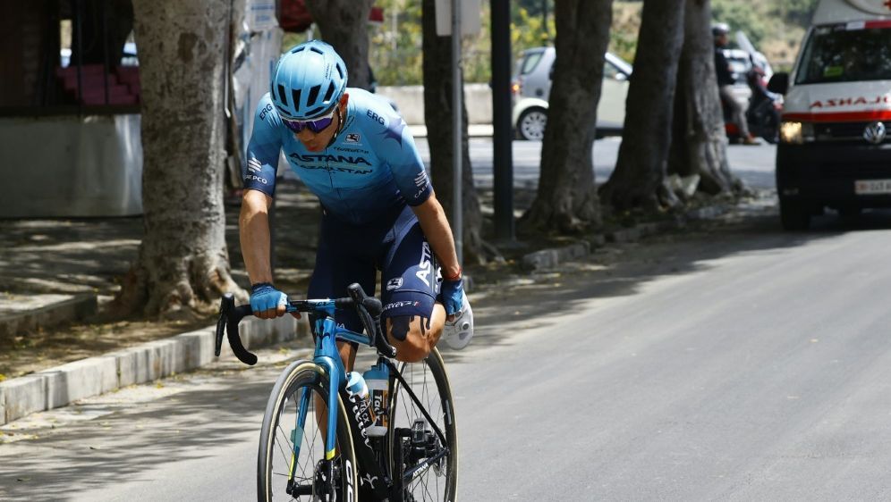 Lopez muss wegen einer Hüftverletzung aufgeben - Bildquelle: AFP/SID/LUCA BETTINI