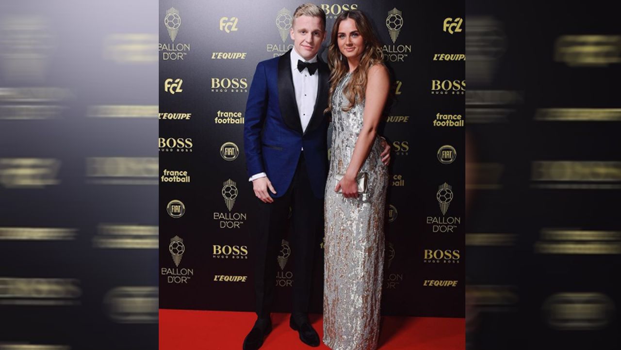 Neues Glamour Paar Manutd Flirt Donny Van De Beek Liebt Tochter Von A