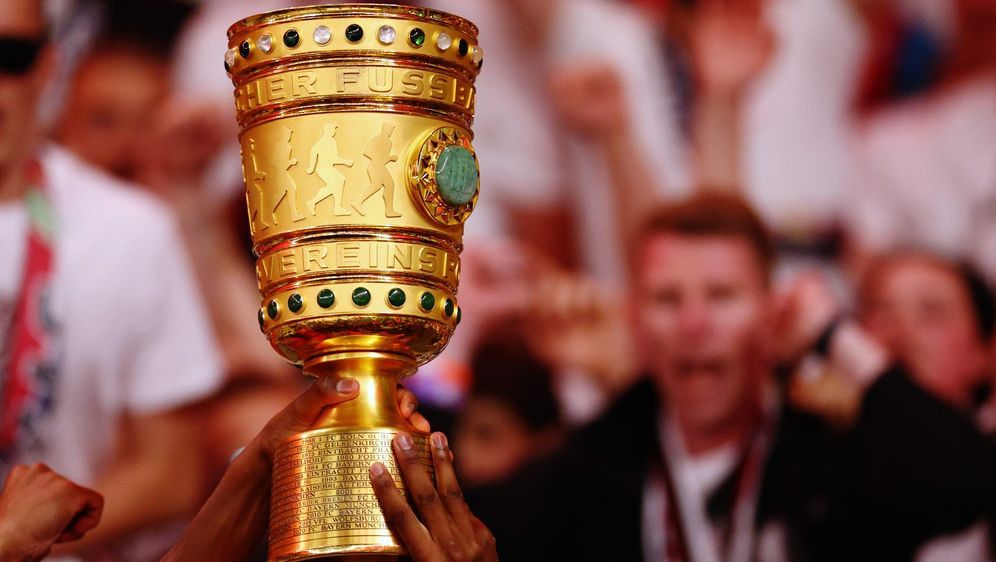 Der DFB-Pokal startet in die neue Saison. - Bildquelle: getty