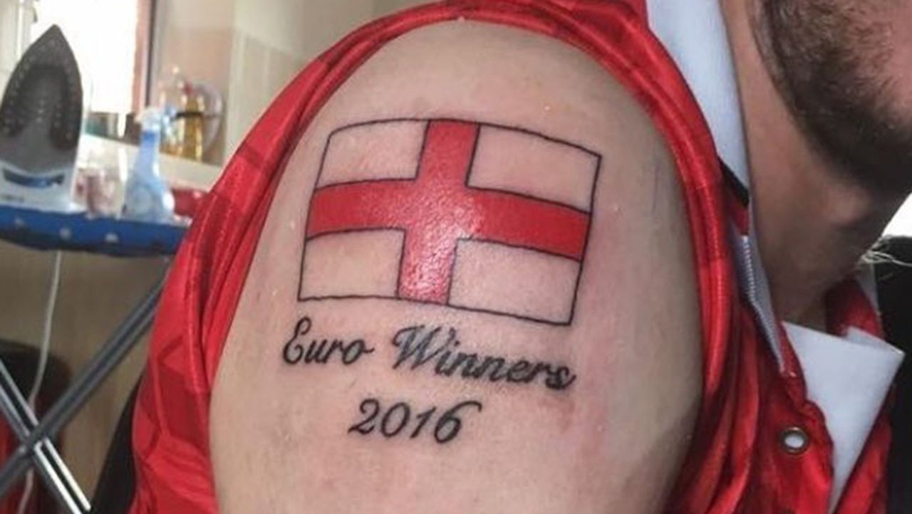 Die Verrucktesten Tattoos Der Fussball Fans