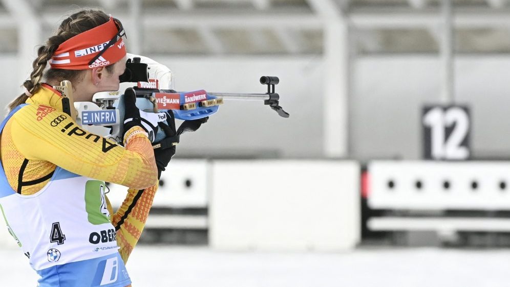 Biathlon ab 2023 auch im Sommer - Bildquelle: AFP/SID/TOBIAS SCHWARZ